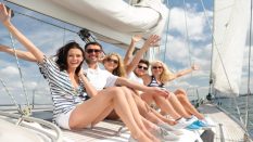 How to Plan the Perfect Boat Party